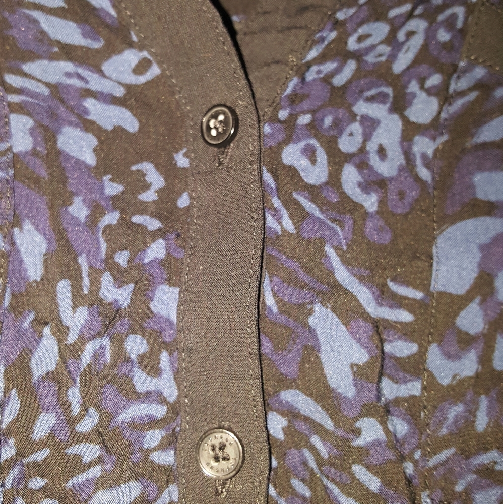 Express button down blouse size medium‎ - Picture 4 of 6
